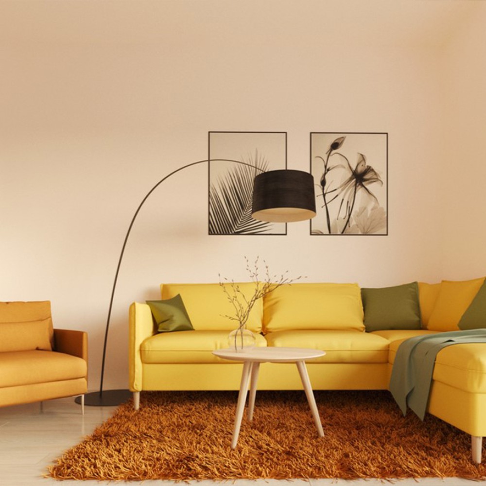 Компактная кухня-гостиная в теплых тонах